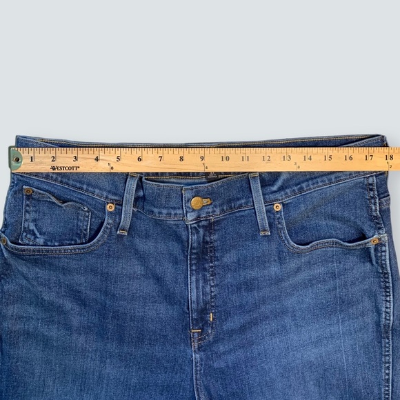 WOMEN’S J. Crew High Rise Classic Vintage Blue Jeans Size 34 in EUC - Picture 9 of 15